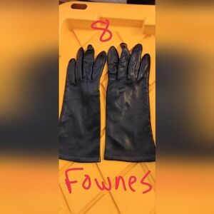 Fownes Women's Classic Black Leather Gloves